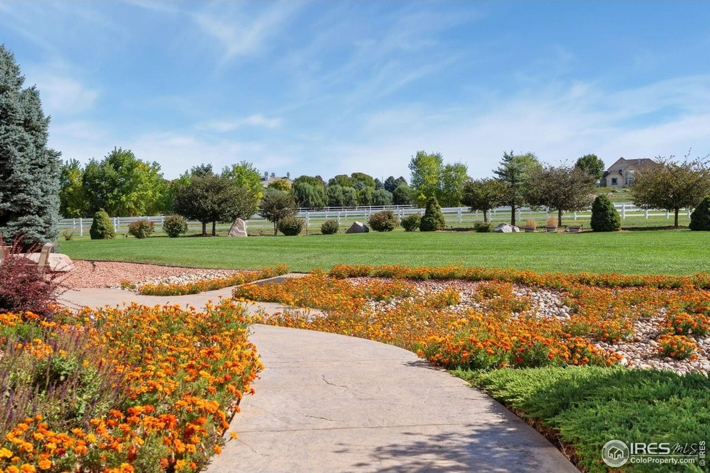 Severance, Colorado, 80610, United States, 5 Bedrooms Bedrooms, ,3.5 BathroomsBathrooms,Residential,Forsale,1967206