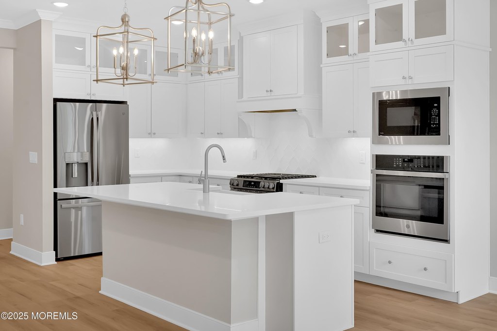 Manalapan, New Jersey, 07726, United States, 3 Bedrooms Bedrooms, ,3.5 BathroomsBathrooms,Residential,Forsale,1984550