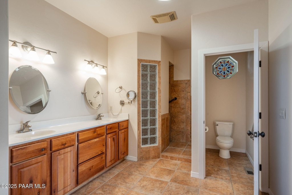 Prescott, Arizona, 86301, United States, 4 Bedrooms Bedrooms, ,3 BathroomsBathrooms,Residential,Forsale,2011232