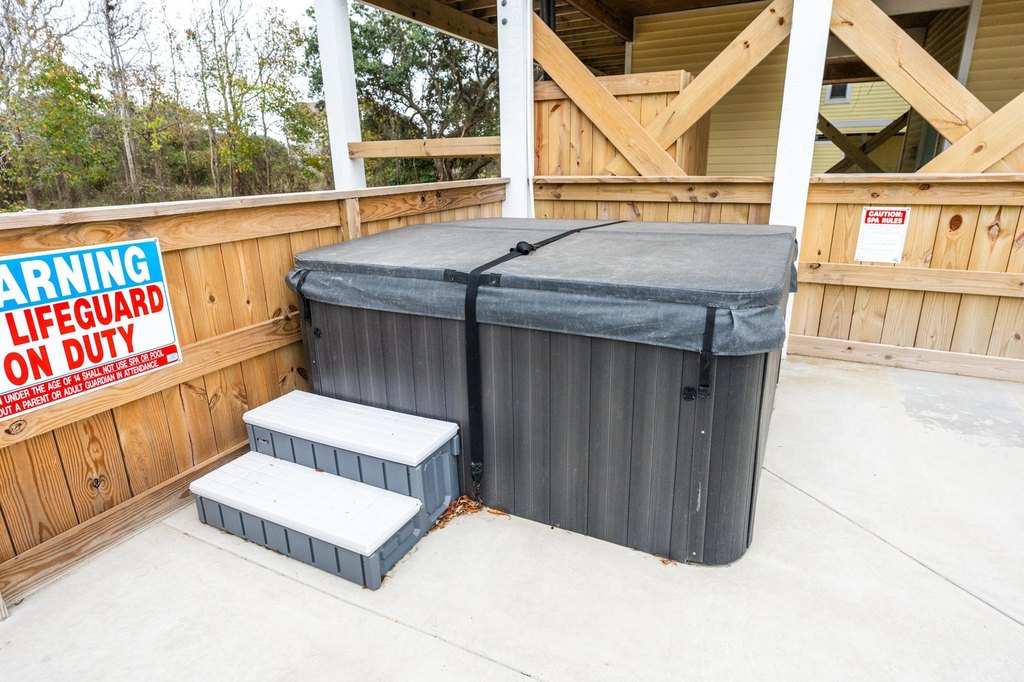 Corolla, North Carolina, 27927, United States, 4 Bedrooms Bedrooms, ,3.5 BathroomsBathrooms,Residential,Forsale,2008050