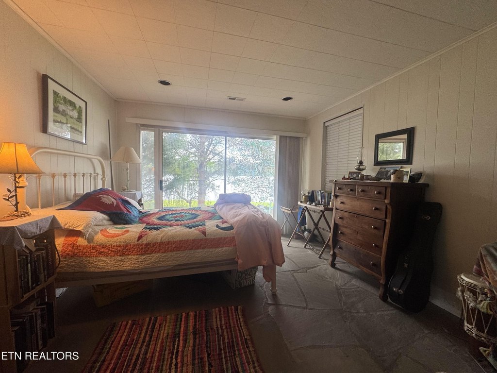 Rockwood, Tennessee, 37854, United States, 3 Bedrooms Bedrooms, ,1 BathroomBathrooms,Residential,Forsale,1893804