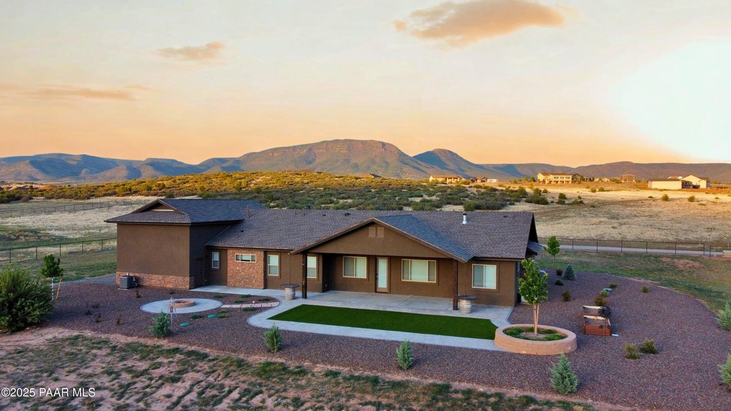 Prescott Valley, Arizona, 86315, United States, 3 Bedrooms Bedrooms, ,2 BathroomsBathrooms,Residential,Forsale,1992678