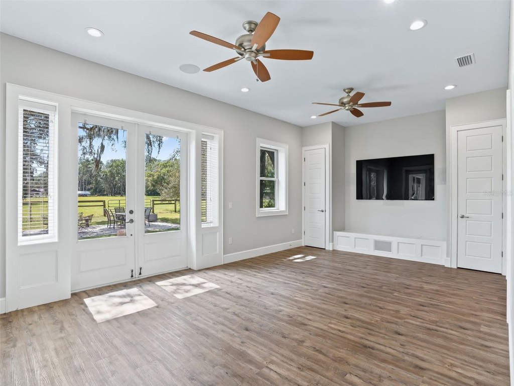 OCALA, Florida, 34473, United States, 4 Bedrooms Bedrooms, ,4.5 BathroomsBathrooms,Residential,Forsale,1969801