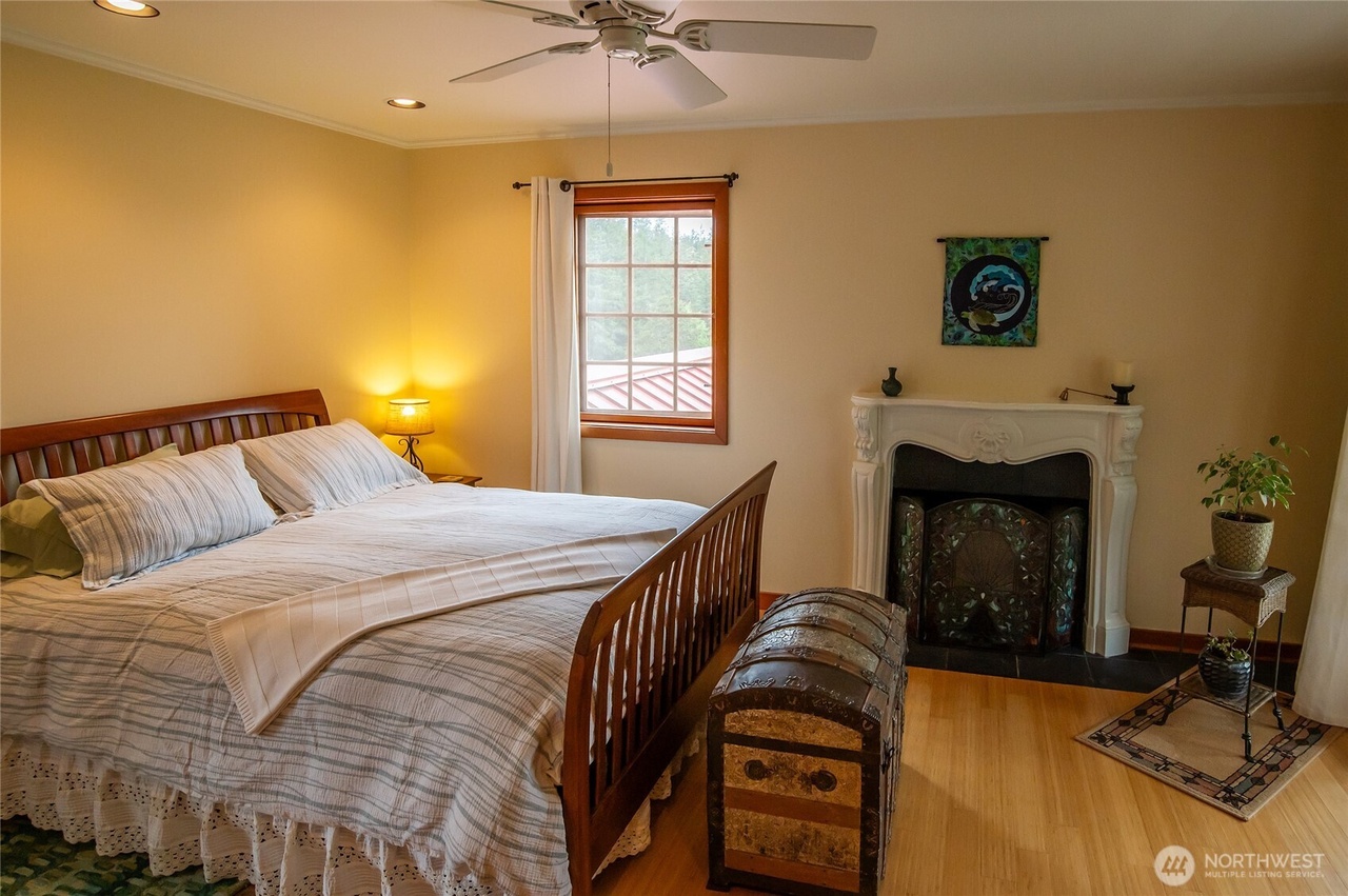 Lopez Island, Washington, 98261, United States, 2 Bedrooms Bedrooms, ,3 BathroomsBathrooms,Residential,Forsale,1965875