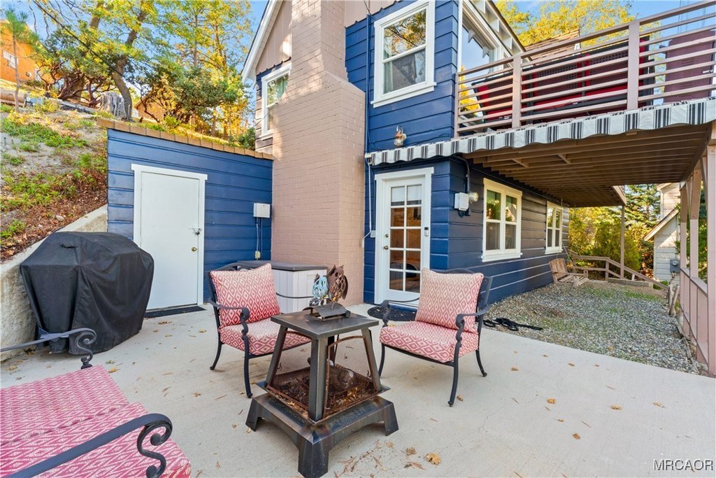 Lake Arrowhead, California, 92352, United States, 2 Bedrooms Bedrooms, ,2 BathroomsBathrooms,Residential,Forsale,1971035