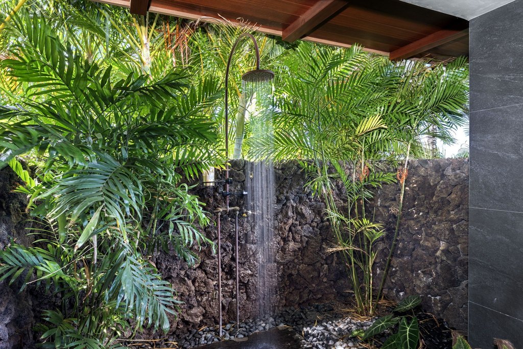 Kamuela, Hawaii, 96743, United States, 5 Bedrooms Bedrooms, ,5.5 BathroomsBathrooms,Residential,Forsale,1989836