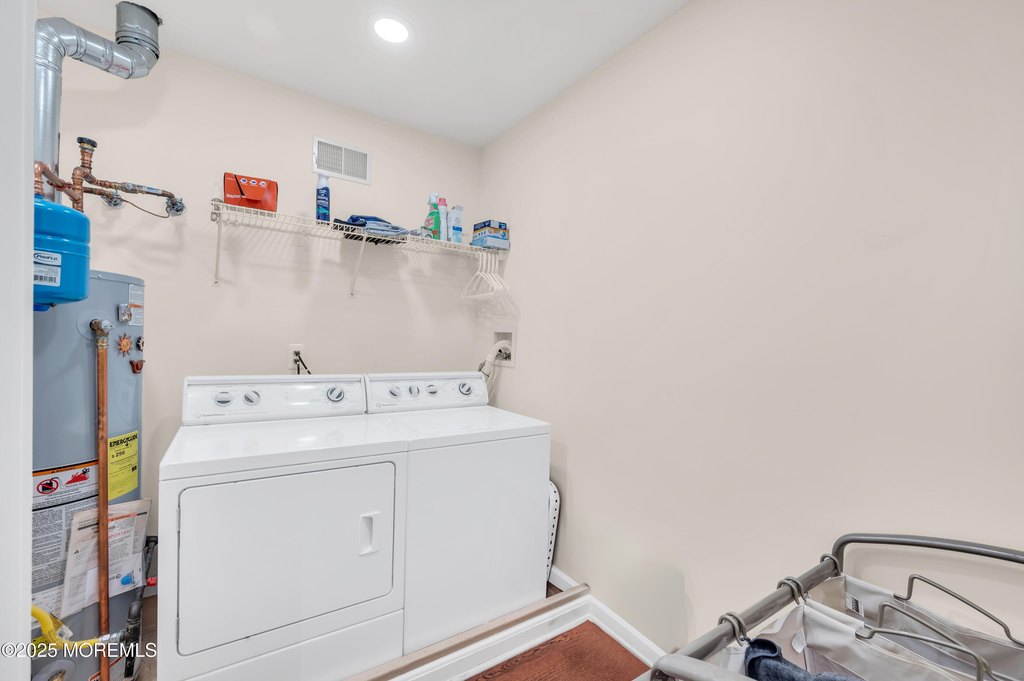 Brielle, New Jersey, 08730, United States, 3 Bedrooms Bedrooms, ,2.5 BathroomsBathrooms,Residential,Forsale,1984549