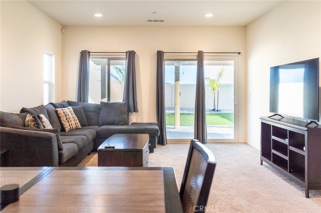 Beaumont, California, 92223, United States, 3 Bedrooms Bedrooms, ,2 BathroomsBathrooms,Residential,Forsale,1992751