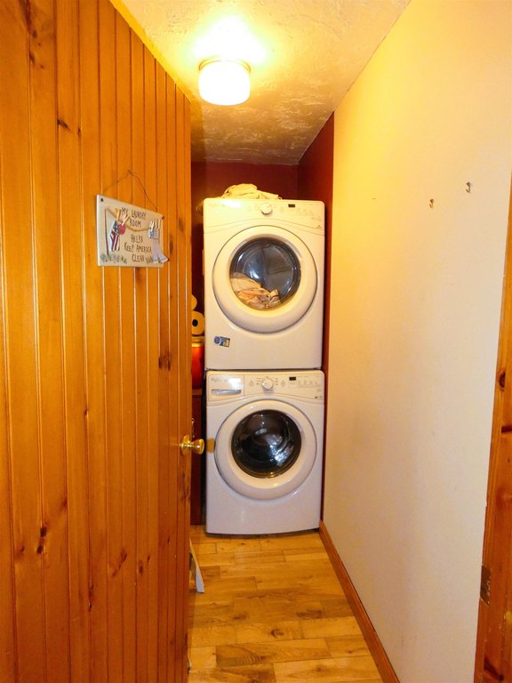 Ossipee, New Hampshire, 03814, United States, 2 Bedrooms Bedrooms, ,2 BathroomsBathrooms,Residential,Forsale,2002406