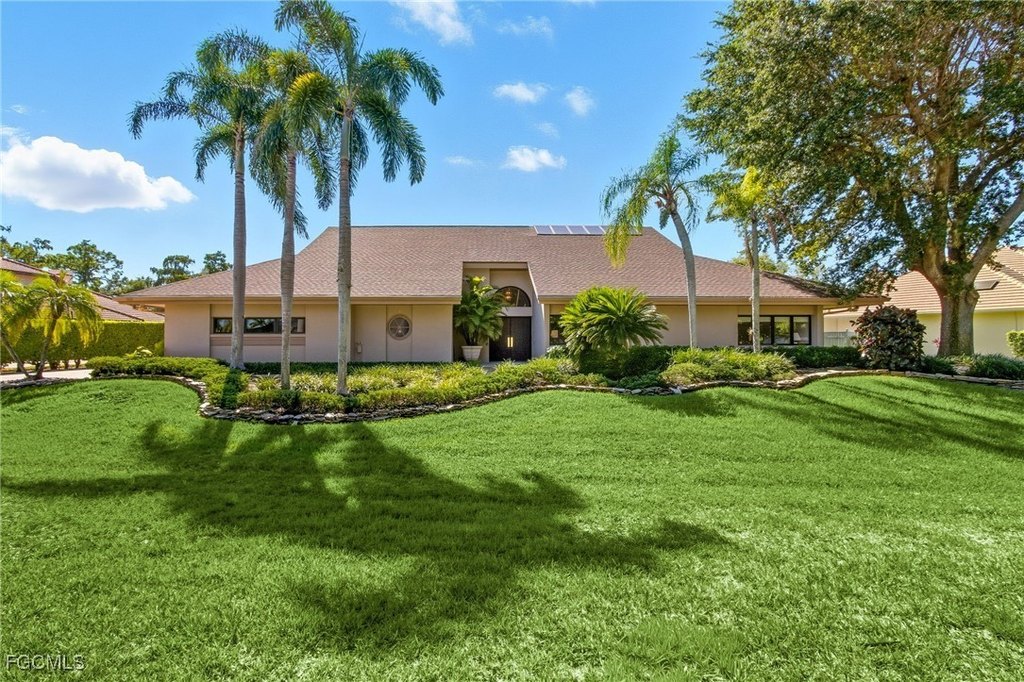Fort Myers, Florida, 33912, United States, 3 Bedrooms Bedrooms, ,3.5 BathroomsBathrooms,Residential,Forsale,1971960