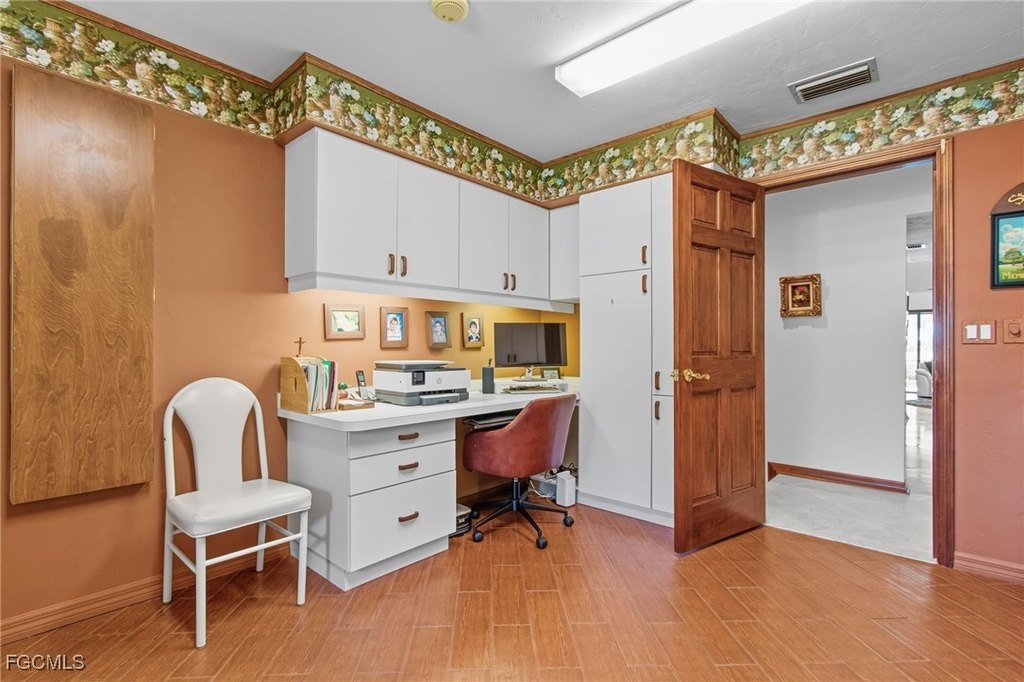 Fort Myers, Florida, 33912, United States, 3 Bedrooms Bedrooms, ,3.5 BathroomsBathrooms,Residential,Forsale,1971960