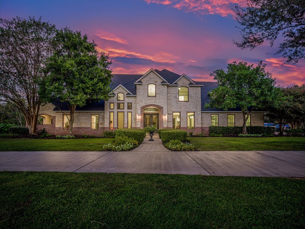 Richmond, Texas, 77406, United States, 6 Bedrooms Bedrooms, ,6.5 BathroomsBathrooms,Residential,Forsale,1973428