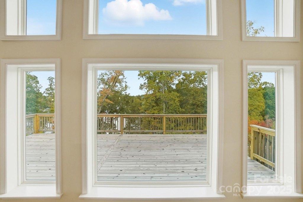 Charlotte, North Carolina, 28278, United States, 4 Bedrooms Bedrooms, ,3.5 BathroomsBathrooms,Residential,Forsale,2004569