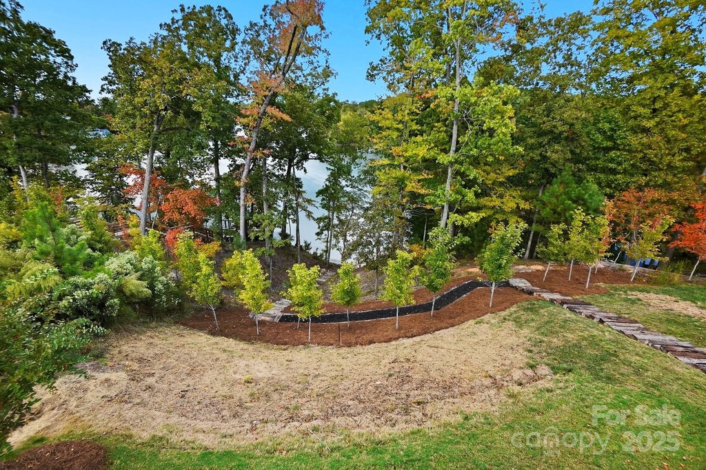 Charlotte, North Carolina, 28278, United States, 4 Bedrooms Bedrooms, ,3.5 BathroomsBathrooms,Residential,Forsale,2004569