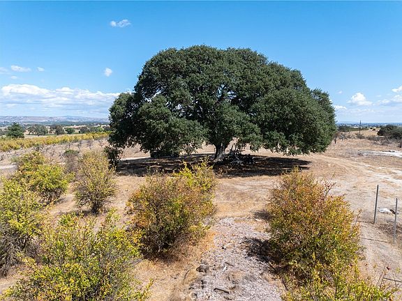 Paso Robles, California, 93446, United States, ,Land,Forsale,1967196