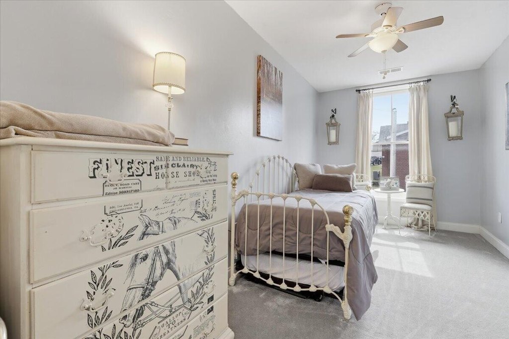 Dandridge, Tennessee, 37725, United States, ,Commercial,Forsale,1988738