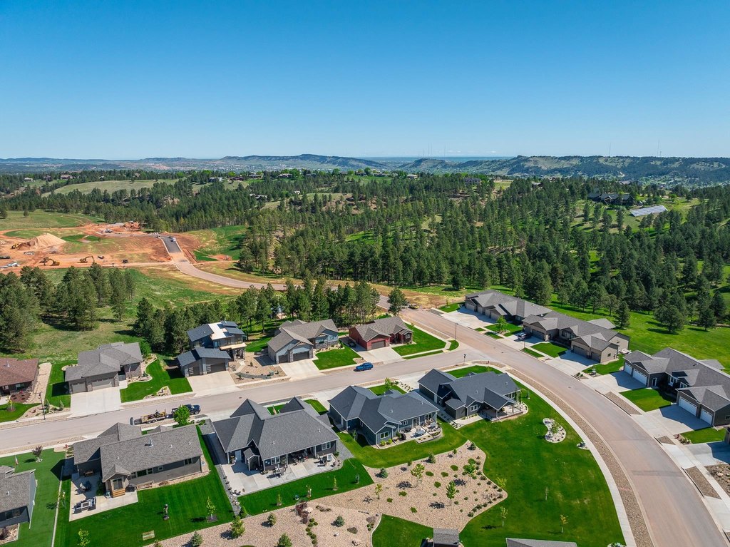 Rapid City, South Dakota, 57702, United States, 3 Bedrooms Bedrooms, ,2 BathroomsBathrooms,Residential,Forsale,1990706