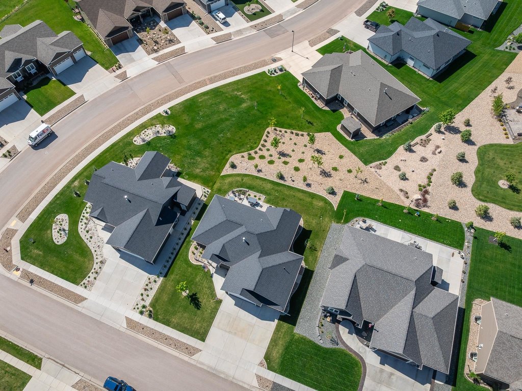 Rapid City, South Dakota, 57702, United States, 3 Bedrooms Bedrooms, ,2 BathroomsBathrooms,Residential,Forsale,1990706