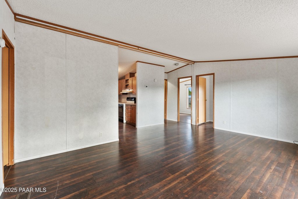 Chino Valley, Arizona, 86323, United States, 3 Bedrooms Bedrooms, ,2 BathroomsBathrooms,Residential,Forsale,1994054