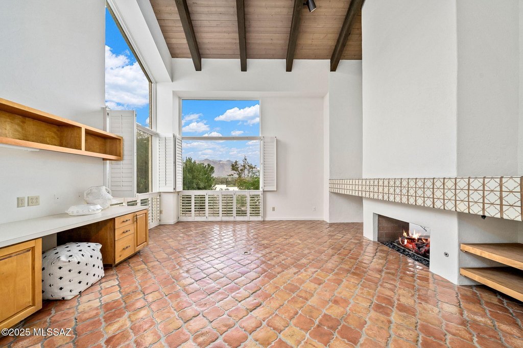 Tucson, Arizona, 85742, United States, 3 Bedrooms Bedrooms, ,2.5 BathroomsBathrooms,Residential,Forsale,1990088