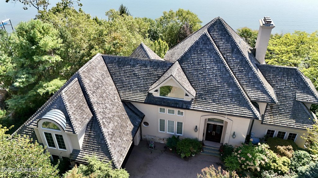 Brielle, New Jersey, 08730, United States, 5 Bedrooms Bedrooms, ,5.5 BathroomsBathrooms,Residential,Forsale,1984556