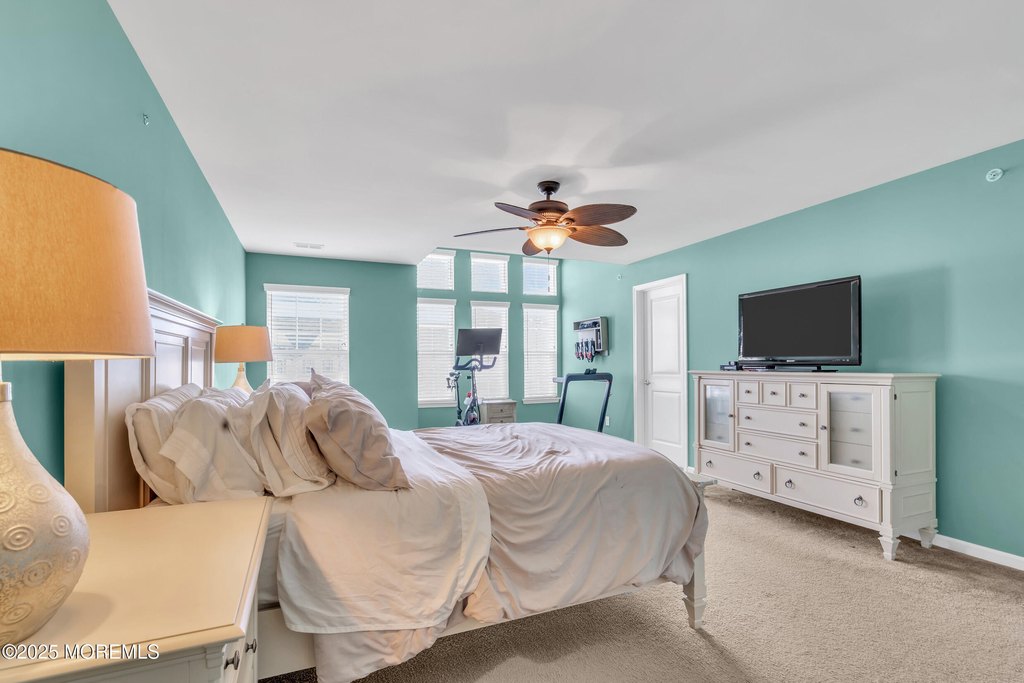 Tinton Falls, New Jersey, 07753, United States, 2 Bedrooms Bedrooms, ,2.5 BathroomsBathrooms,Residential,Forsale,1994029