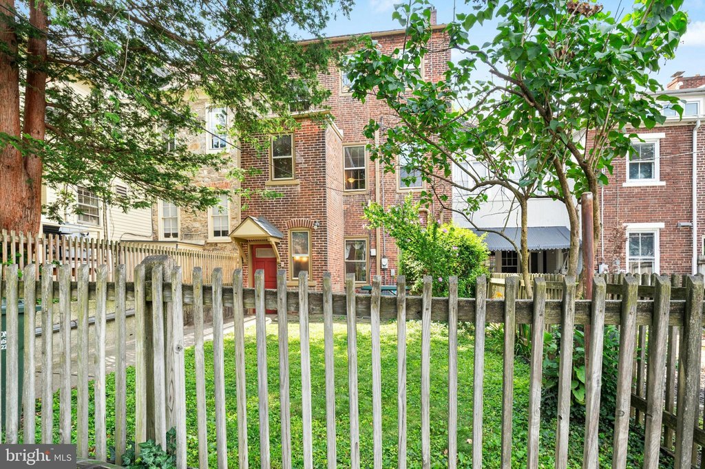 BETHLEHEM, Pennsylvania, 18018, United States, ,Residential,Forsale,1973409