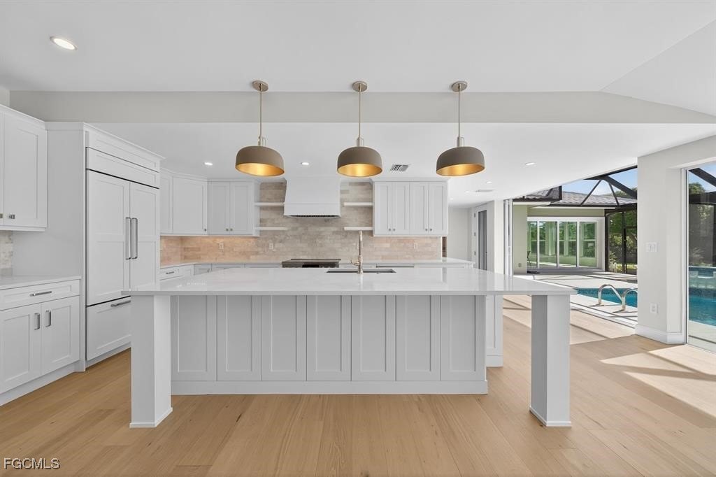 Sanibel, Florida, 33957, United States, 4 Bedrooms Bedrooms, ,3 BathroomsBathrooms,Residential,Forsale,1971925