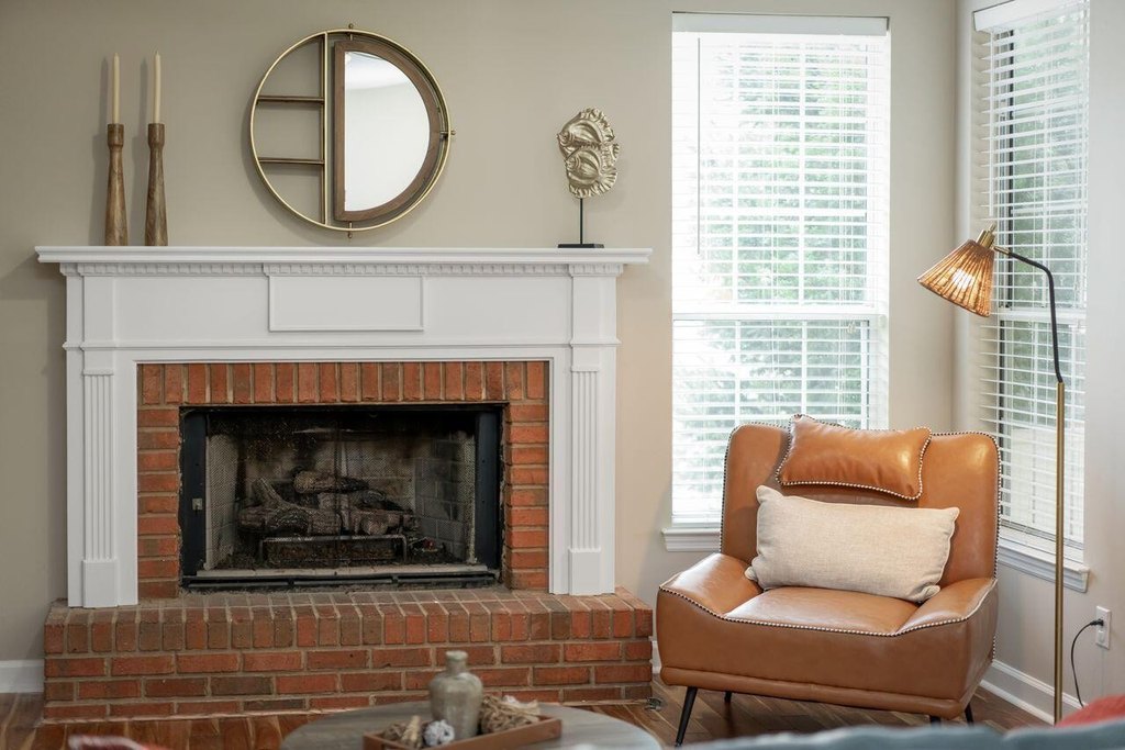 Signal Mountain, Tennessee, 37377, United States, 4 Bedrooms Bedrooms, ,2.5 BathroomsBathrooms,Residential,Forsale,1946776