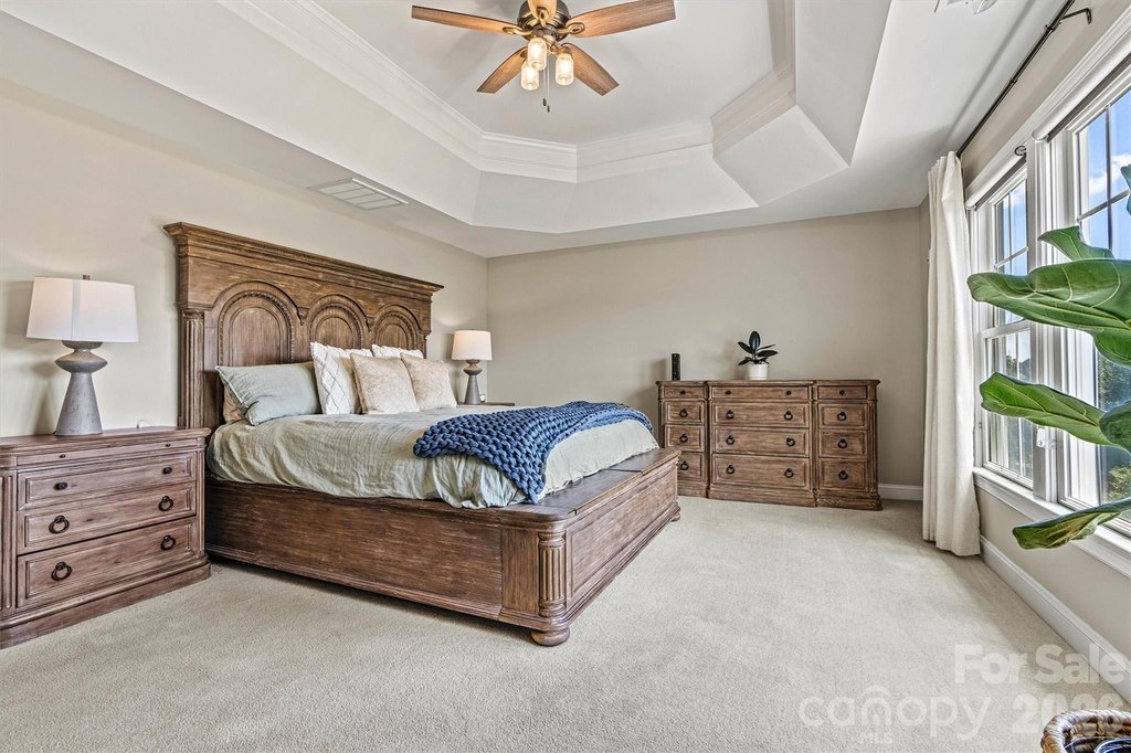 Denver, North Carolina, 28037, United States, 6 Bedrooms Bedrooms, ,5 BathroomsBathrooms,Residential,Forsale,2004076