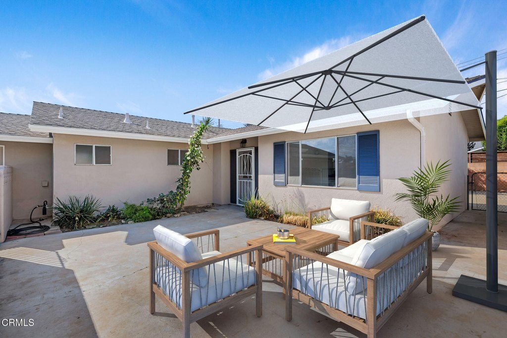 Ventura, California, 93003, United States, 3 Bedrooms Bedrooms, ,2 BathroomsBathrooms,Residential,Forsale,1985946