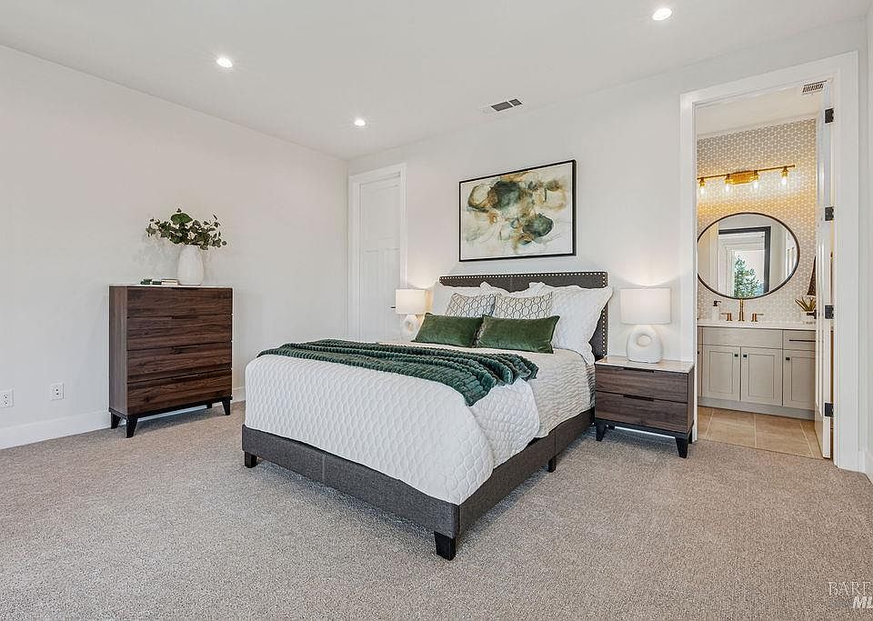 Santa Rosa, California, 95403, United States, 4 Bedrooms Bedrooms, ,4 BathroomsBathrooms,Residential,Forsale,1985927