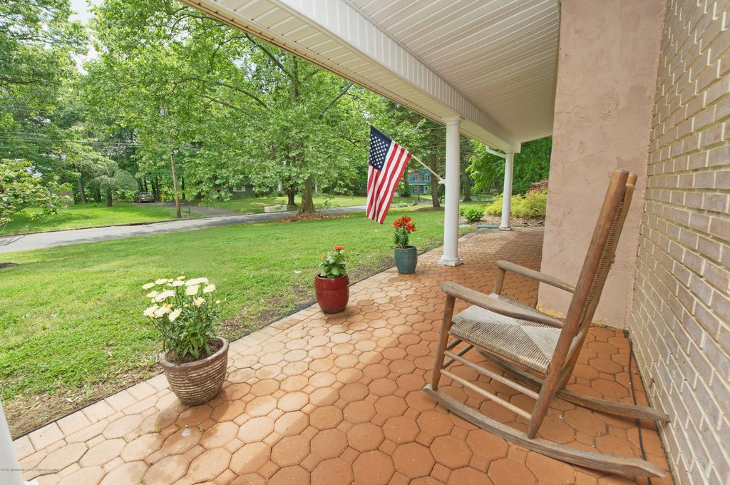 Lincroft, New Jersey, 07738, United States, 4 Bedrooms Bedrooms, ,3 BathroomsBathrooms,Residential,Forsale,2008478