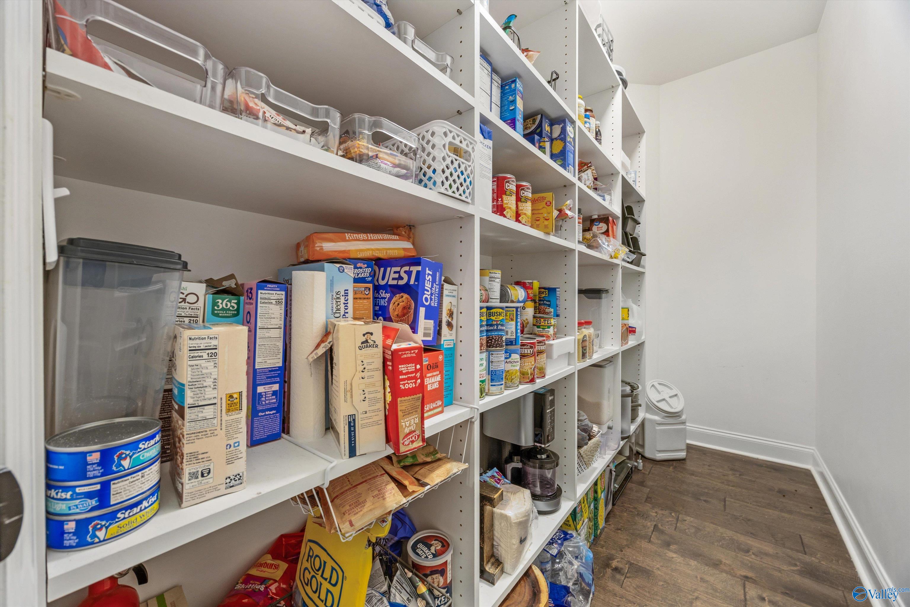 Gurley, Alabama, 35748, United States, 5 Bedrooms Bedrooms, ,4.5 BathroomsBathrooms,Residential,Forsale,2007711