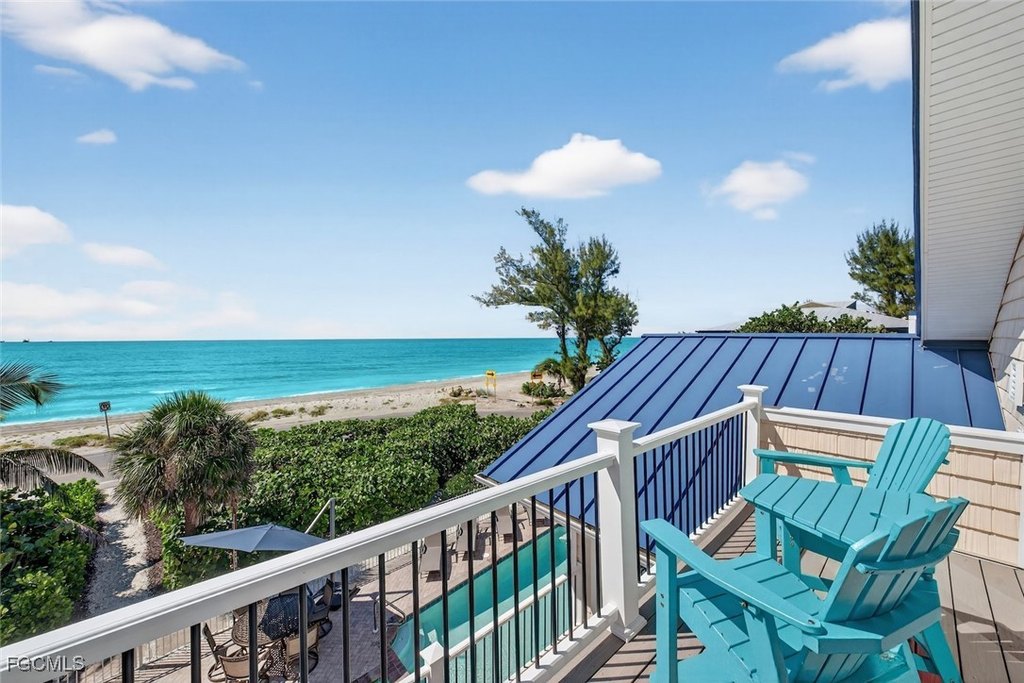 Captiva, Florida, 33924, United States, 4 Bedrooms Bedrooms, ,3.5 BathroomsBathrooms,Residential,Forsale,1971928
