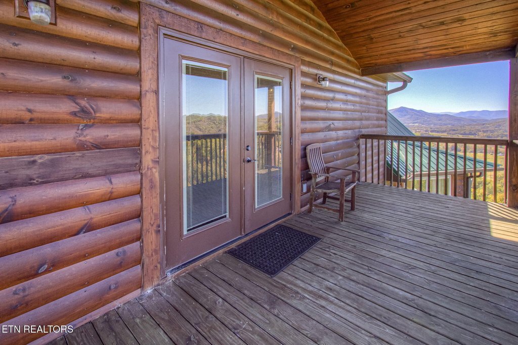 Sevierville, Tennessee, 37862, United States, 5 Bedrooms Bedrooms, ,4 BathroomsBathrooms,Residential,Forsale,1973603