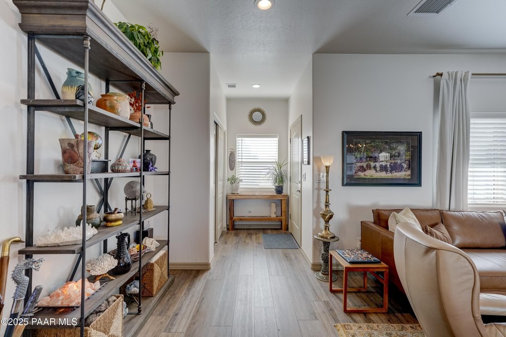 Prescott Valley, Arizona, 86314, United States, 3 Bedrooms Bedrooms, ,2 BathroomsBathrooms,Residential,Forsale,1994060