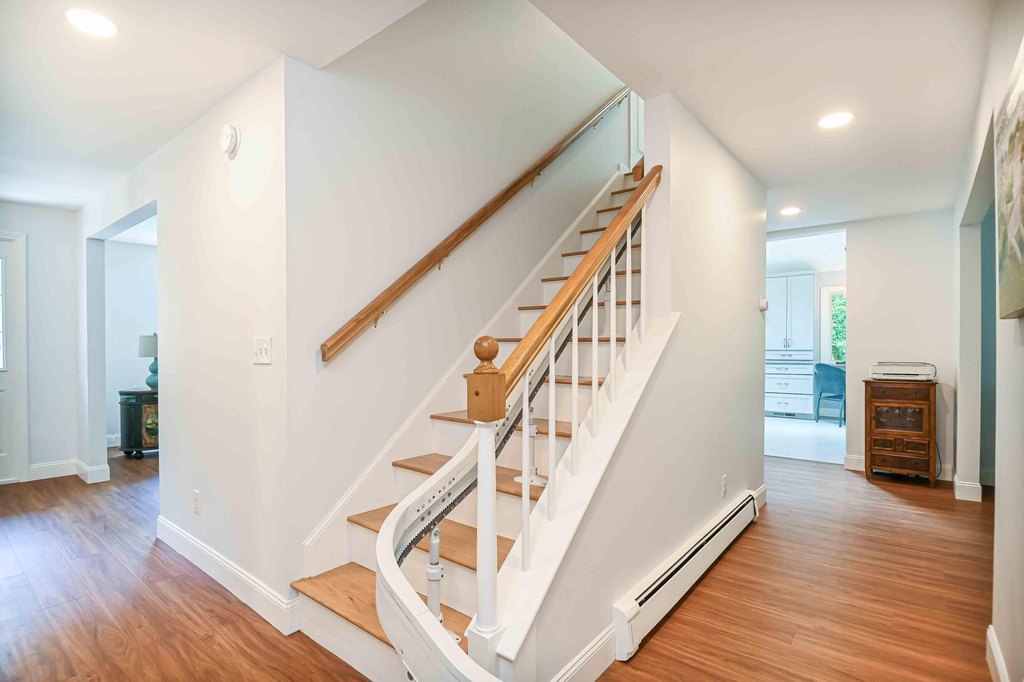 York, Maine, 03909, United States, 3 Bedrooms Bedrooms, ,3 BathroomsBathrooms,Residential,Forsale,1968210