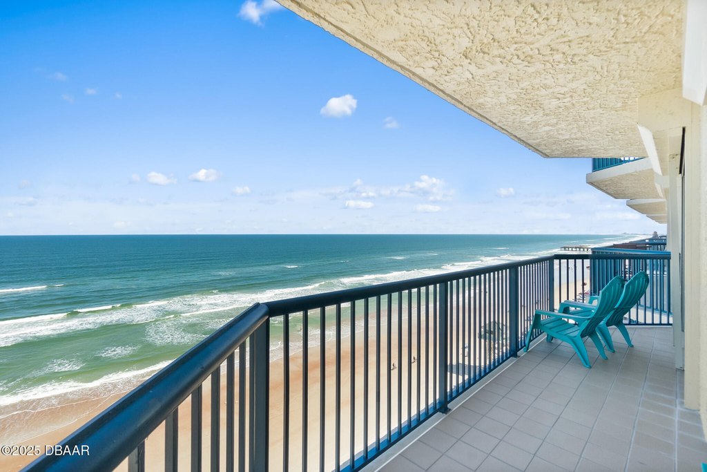 Daytona Beach Shores, Florida, 32118, United States, 3 Bedrooms Bedrooms, ,3 BathroomsBathrooms,Residential,Forsale,1990150