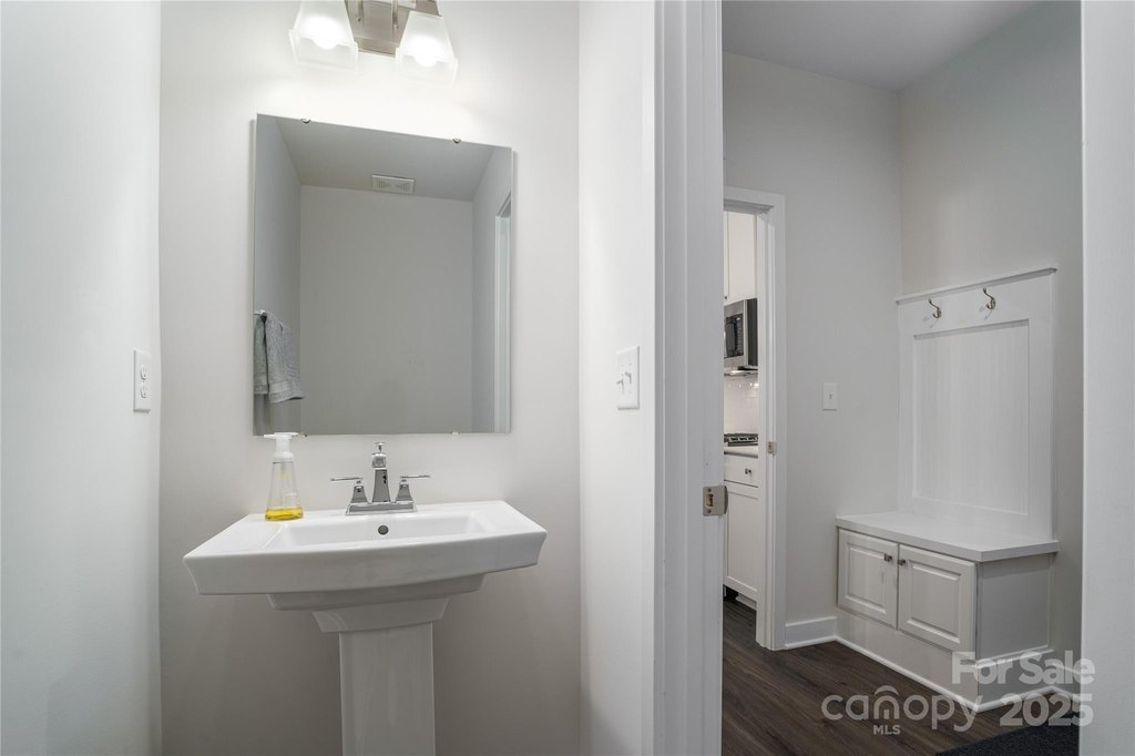 Mooresville, North Carolina, 28117, United States, 3 Bedrooms Bedrooms, ,2.5 BathroomsBathrooms,Residential,Forsale,2004566