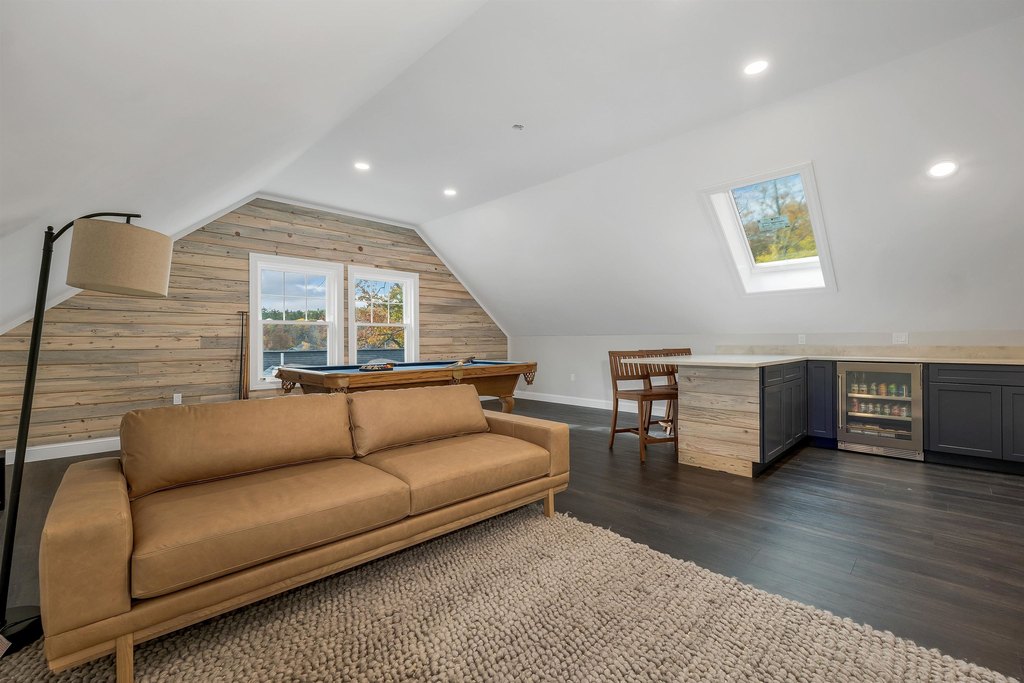 New Durham, New Hampshire, 03855, United States, 3 Bedrooms Bedrooms, ,3 BathroomsBathrooms,Residential,Forsale,2004714