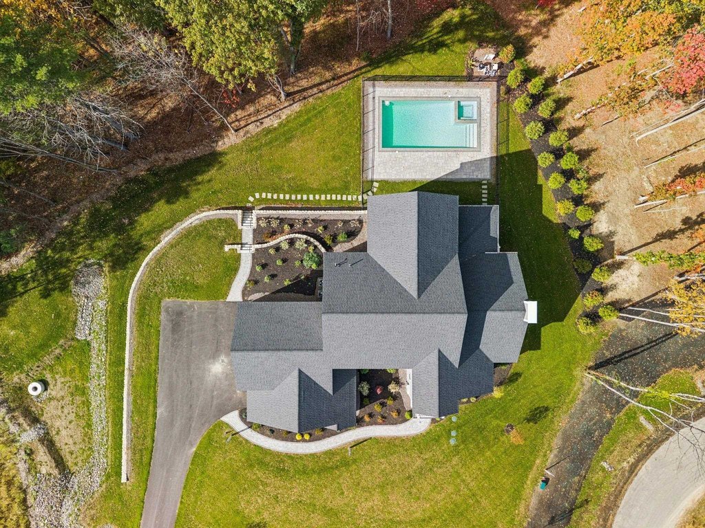 Newington, New Hampshire, 03801, United States, 4 Bedrooms Bedrooms, ,4.5 BathroomsBathrooms,Residential,Forsale,2002401