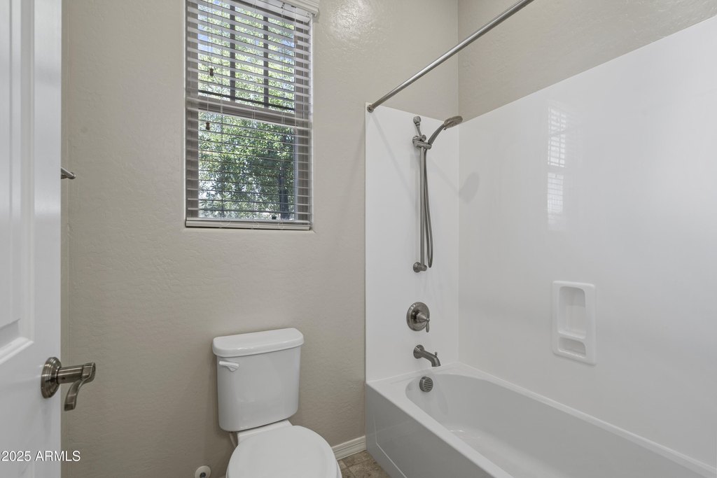 Mesa, Arizona, 85212, United States, 4 Bedrooms Bedrooms, ,3.5 BathroomsBathrooms,Residential,Forsale,2014401