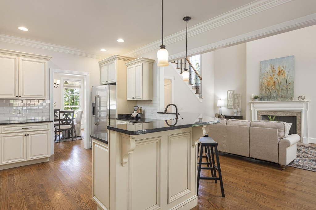 Chattanooga, Tennessee, 37415, United States, 4 Bedrooms Bedrooms, ,2.5 BathroomsBathrooms,Residential,Forsale,1995340