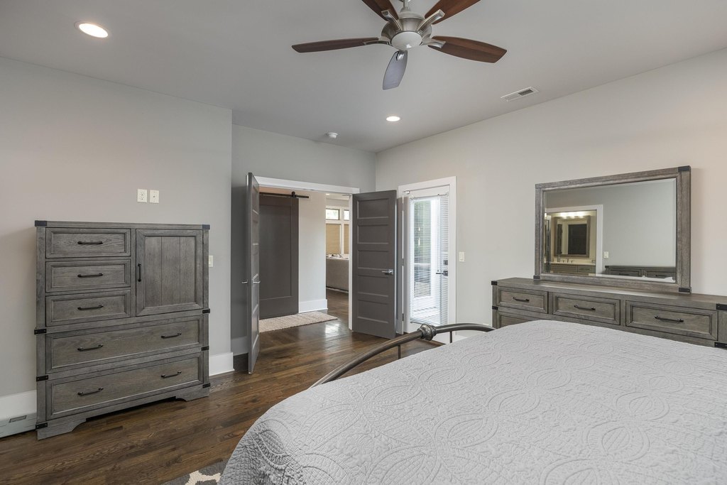 Harrison, Tennessee, 37341, United States, 4 Bedrooms Bedrooms, ,2.5 BathroomsBathrooms,Residential,Forsale,1922197