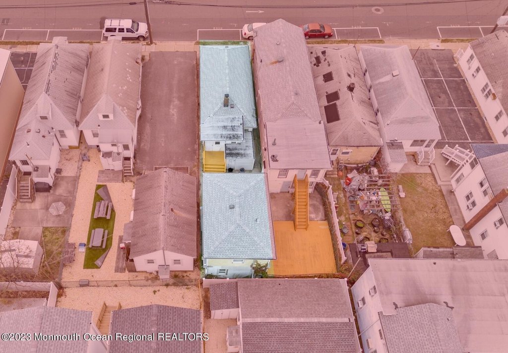 Seaside Heights, New Jersey, 08751, United States, 6 Bedrooms Bedrooms, ,3 BathroomsBathrooms,Residential,Forsale,2004842