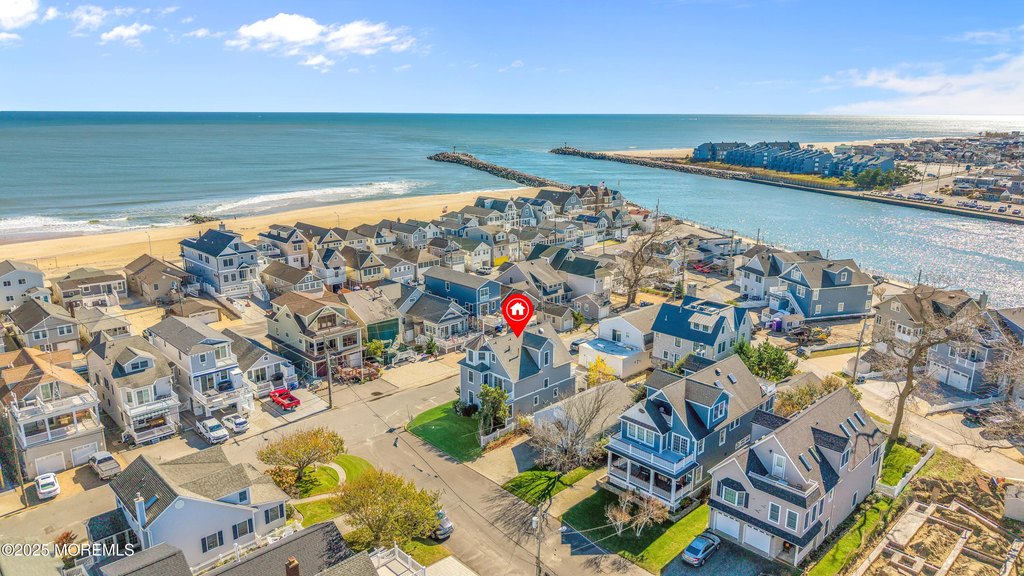 Manasquan, New Jersey, 08736, United States, 5 Bedrooms Bedrooms, ,3.5 BathroomsBathrooms,Residential,Forsale,1984562