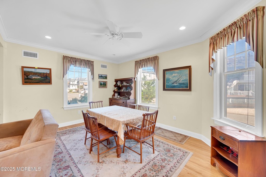 Manasquan, New Jersey, 08736, United States, 5 Bedrooms Bedrooms, ,3.5 BathroomsBathrooms,Residential,Forsale,1984562