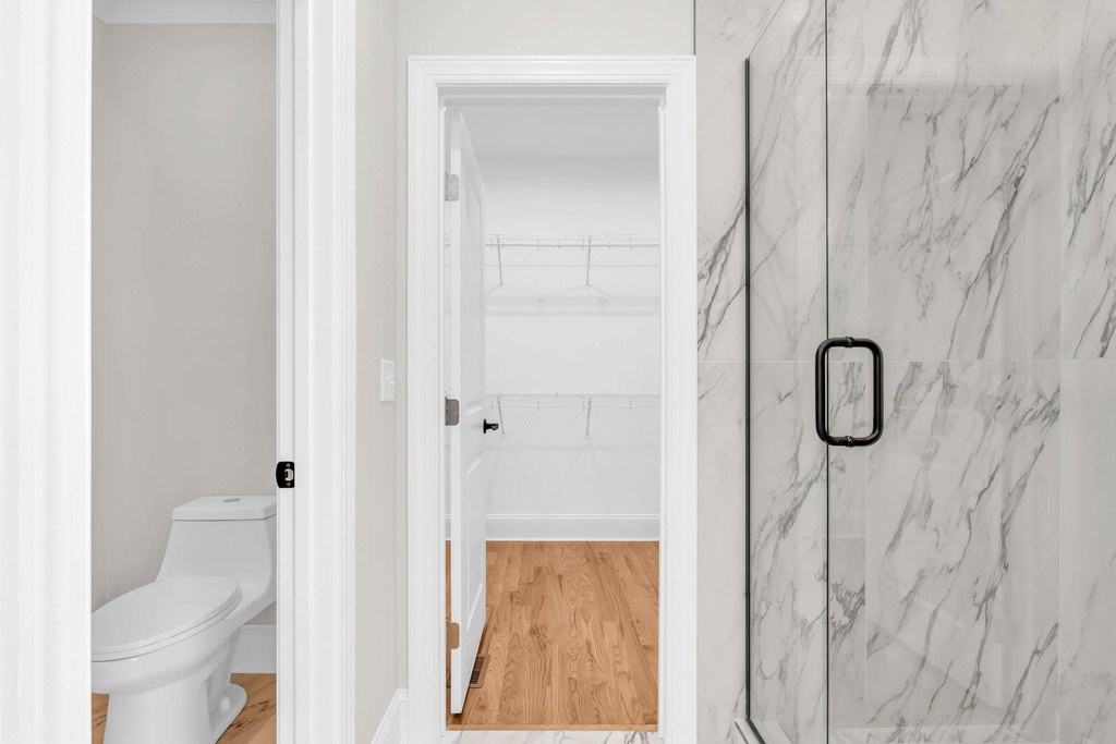 Chattanooga, Tennessee, 37421, United States, 5 Bedrooms Bedrooms, ,4 BathroomsBathrooms,Residential,Forsale,2009582