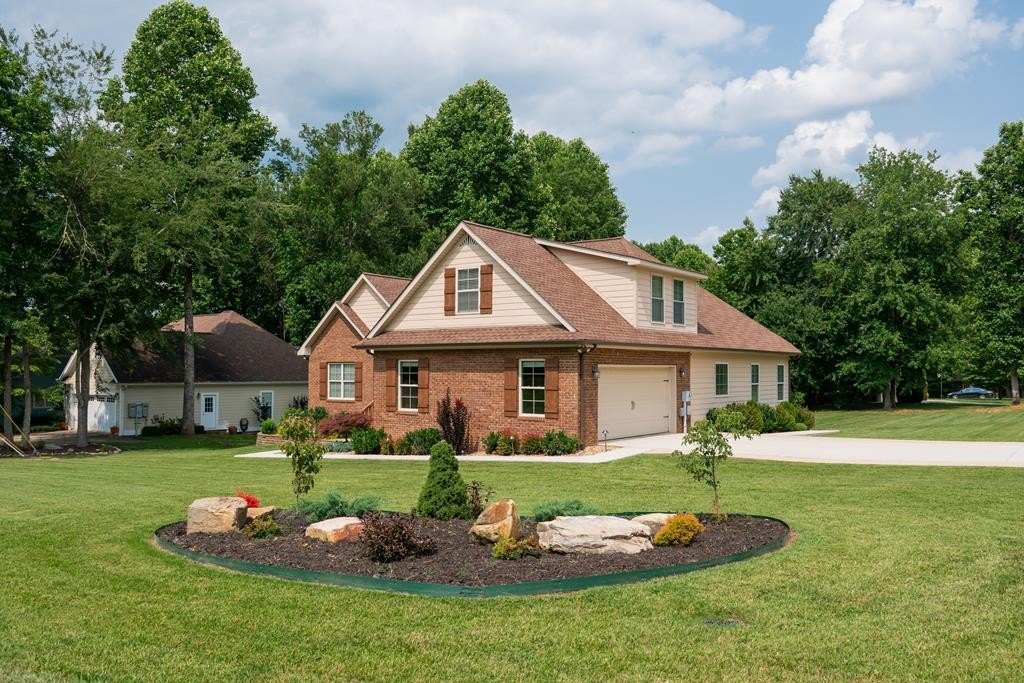 COOKEVILLE, Tennessee, 38506, United States, 3 Bedrooms Bedrooms, ,2 BathroomsBathrooms,Residential,Forsale,1929818